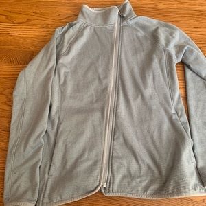 Vineyard vines zip up